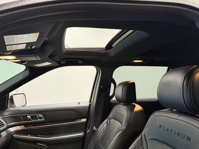 2017 Ford Explorer Platinum