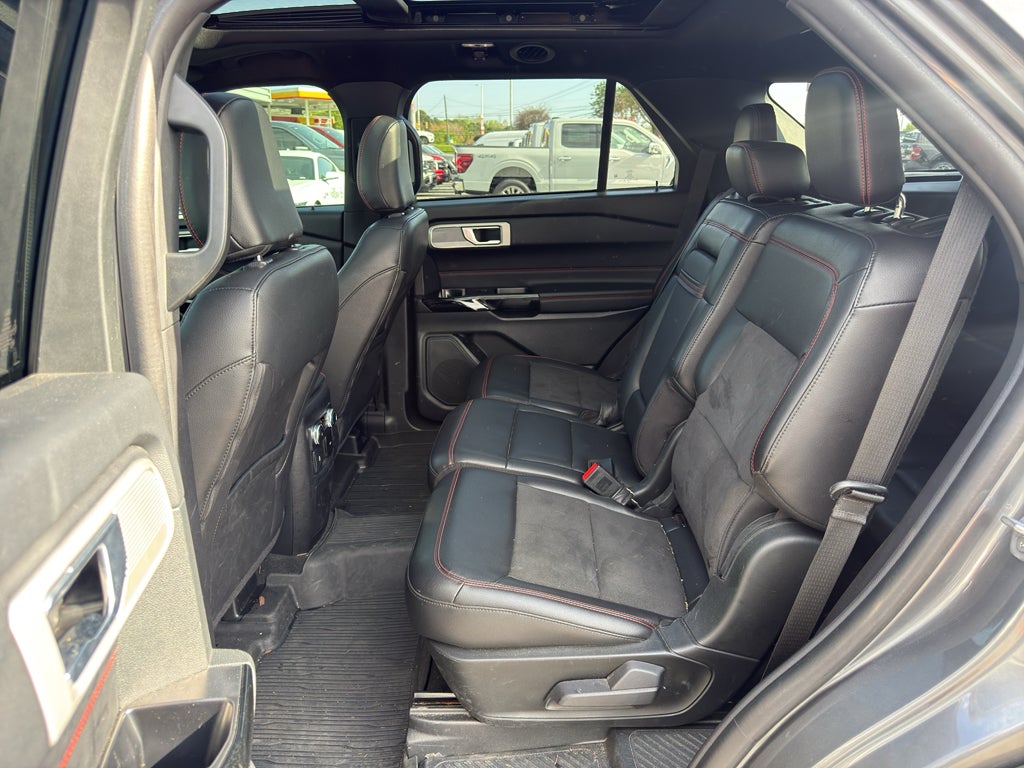 2022 Ford Explorer ST-Line