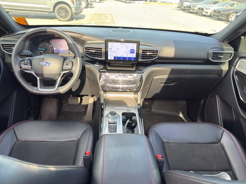 2022 Ford Explorer ST-Line