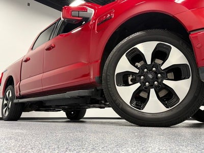 2022 Ford F-150 Lightning Platinum