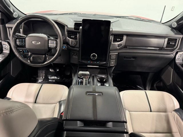 2022 Ford F-150 Lightning Platinum