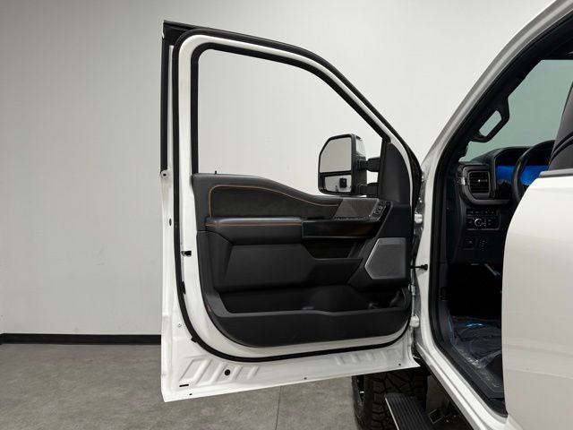 2024 Ford F-250SD Platinum