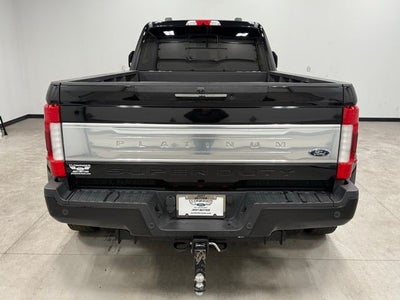 2022 Ford F-450SD Platinum DRW