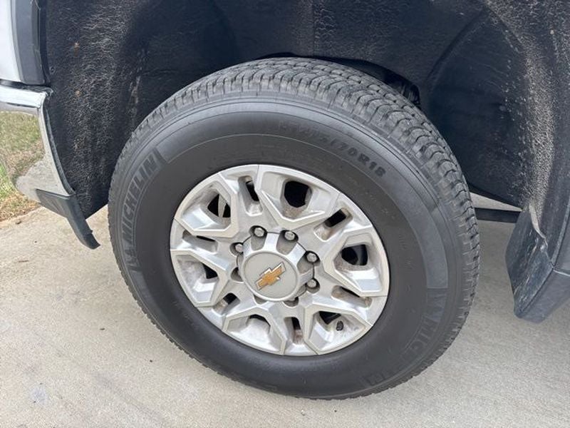 2022 Chevrolet Silverado LT