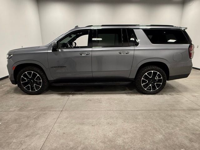 2022 Chevrolet Suburban RST