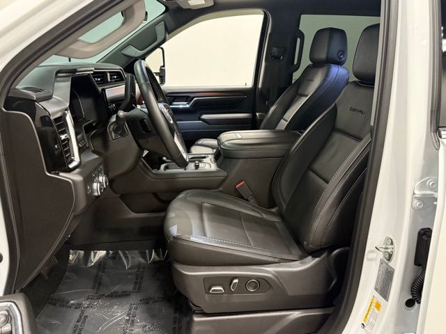 2024 GMC Sierra 3500HD Denali