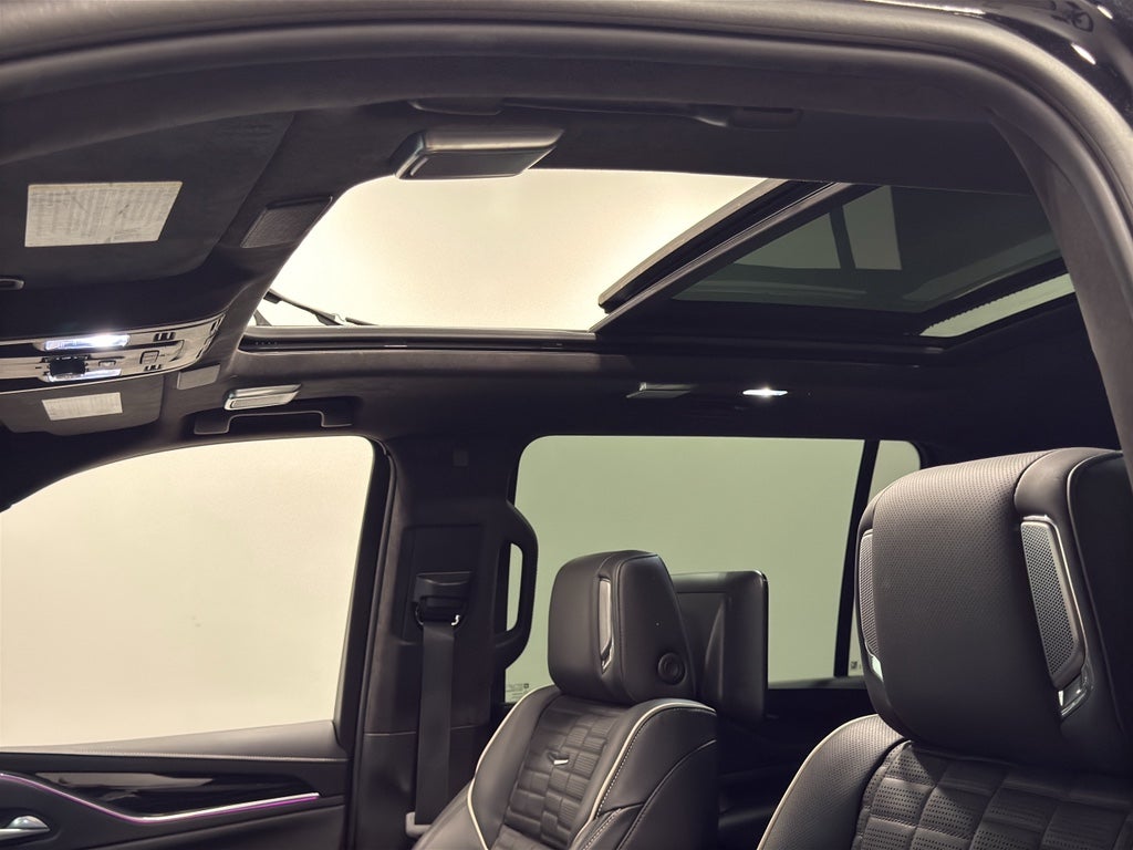 2024 Cadillac Escalade ESV AWD V-Series