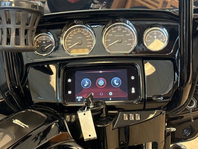 2022 Harley-Davidson FLHXST Street Glide Touring Pkg