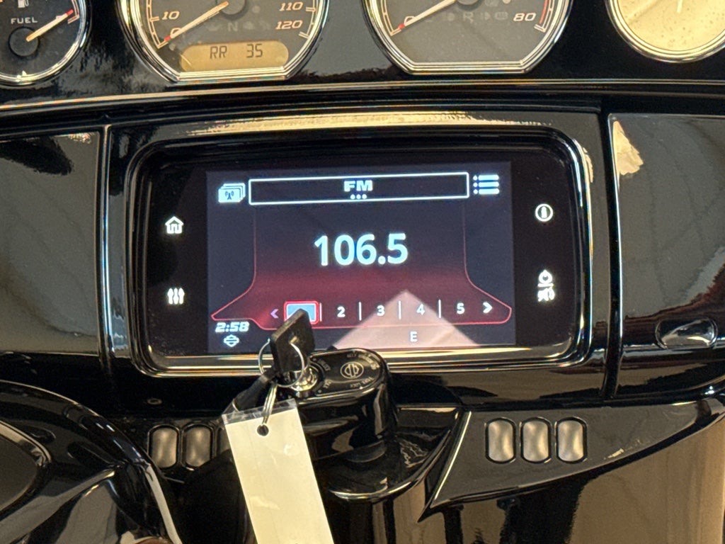 2022 Harley-Davidson FLHXST Street Glide Touring Pkg