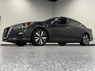 2021 Nissan Altima 2.5 SV