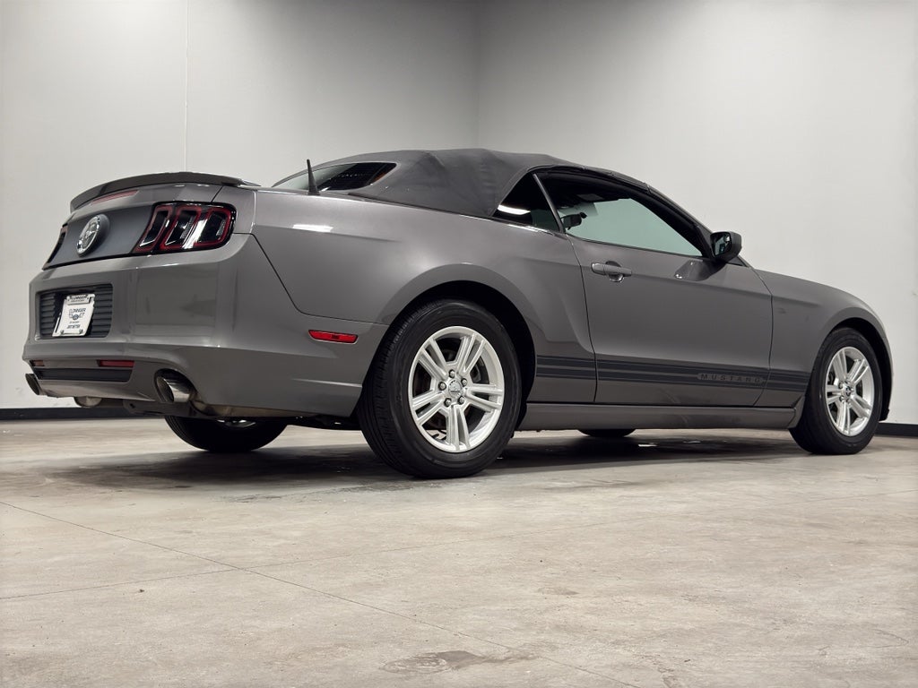 2013 Ford Mustang V6
