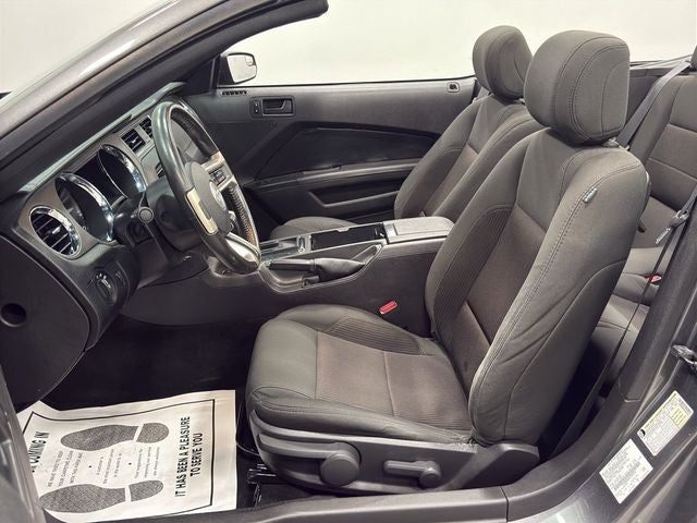 2013 Ford Mustang V6