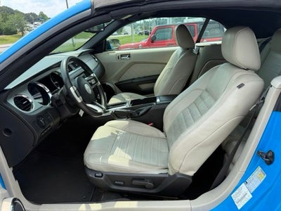 2010 Ford Mustang V6 Premium