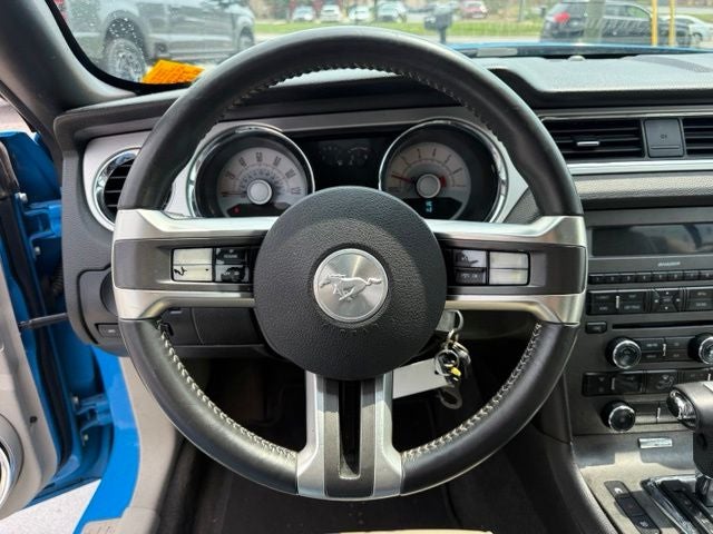 2010 Ford Mustang V6 Premium