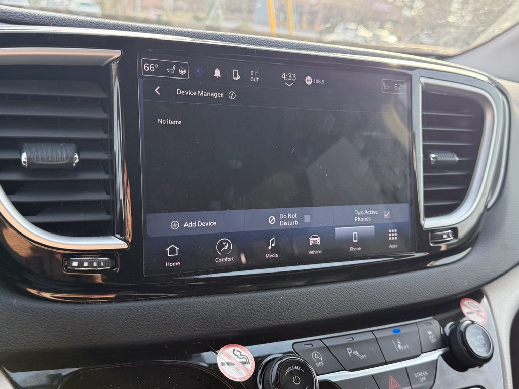 2023 Chrysler Pacifica Touring L