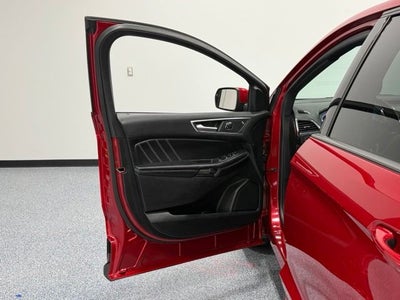 2023 Ford Edge ST