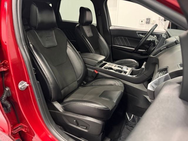 2023 Ford Edge ST