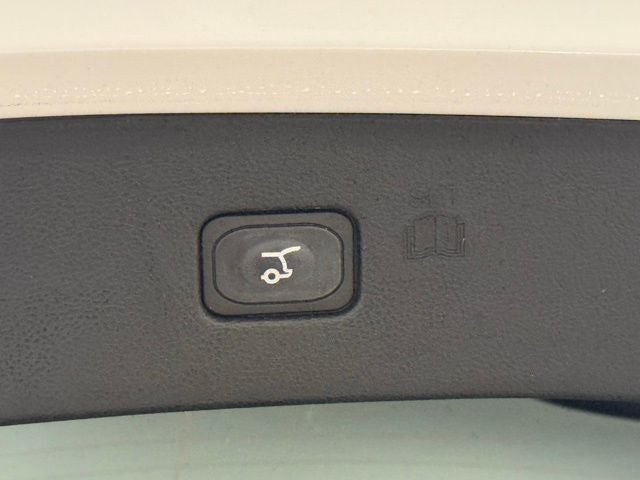 2022 Ford Edge ST Line