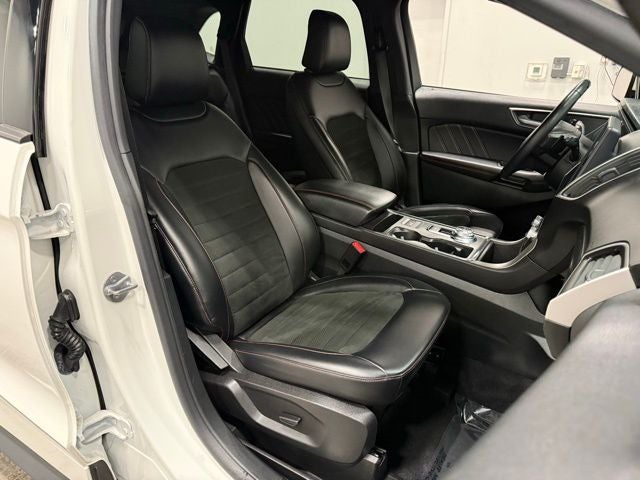 2022 Ford Edge ST Line