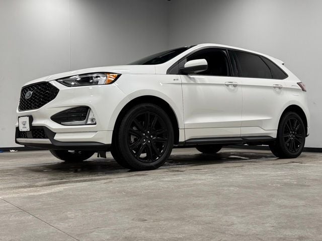 2022 Ford Edge ST Line