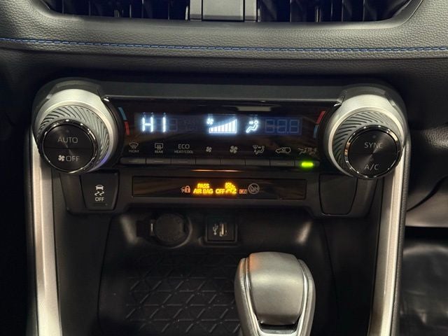 2025 Toyota RAV4 Hybrid SE