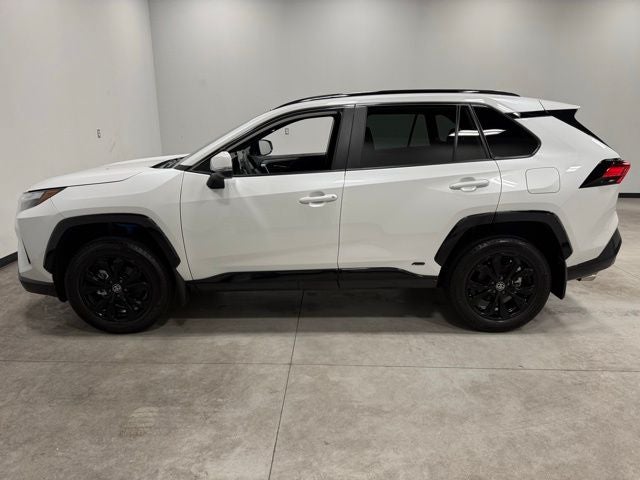 2025 Toyota RAV4 Hybrid SE
