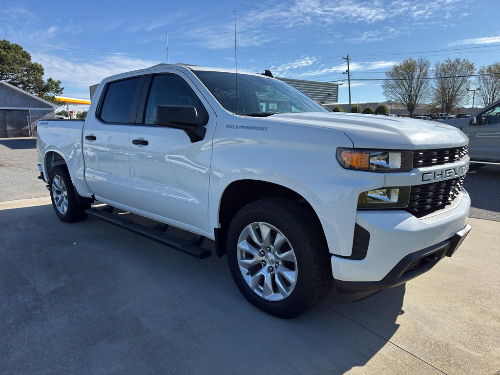 2020 Chevrolet Silverado Custom