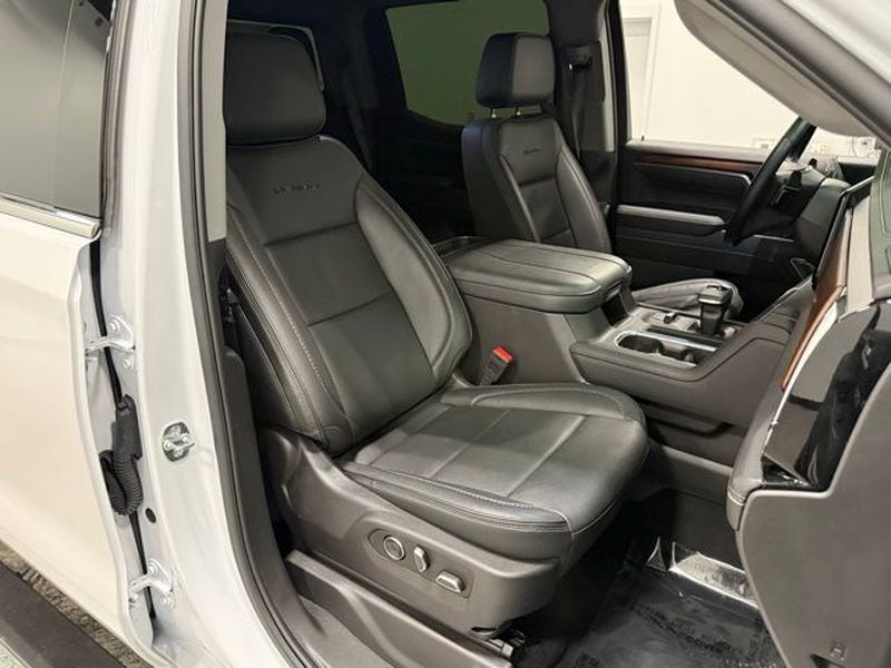 2025 GMC Sierra Denali