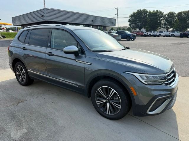 2024 Volkswagen Tiguan 2.0T Wolfsburg Edition