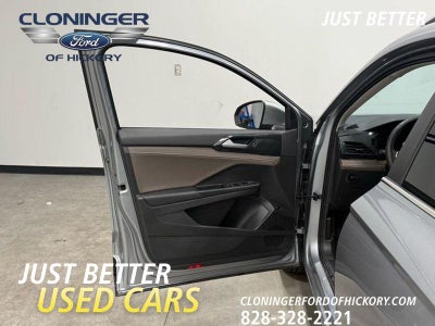 2022 Volkswagen Taos SEL