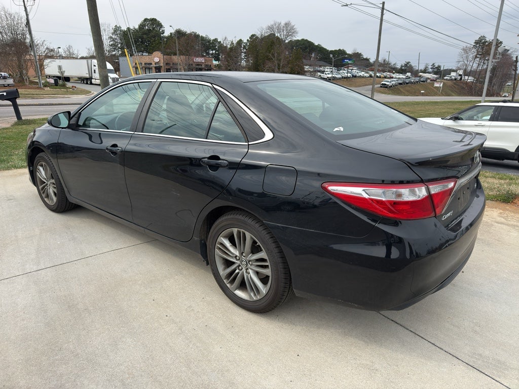 2017 Toyota Camry SE