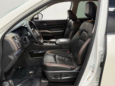 2022 Nissan Pathfinder Platinum