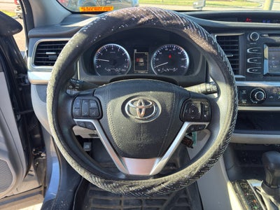 2017 Toyota Highlander LE