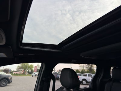 2025 Toyota Sienna Platinum