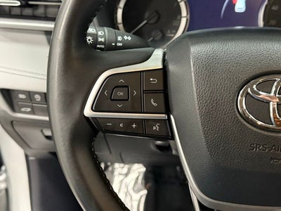 2024 Toyota Highlander LE