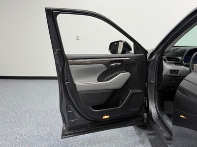 2023 Toyota Highlander Limited