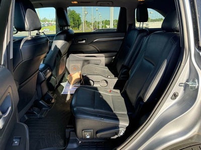 2016 Toyota Highlander Limited Platinum V6