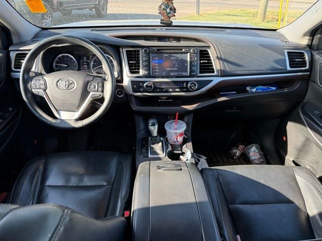 2016 Toyota Highlander Limited Platinum V6
