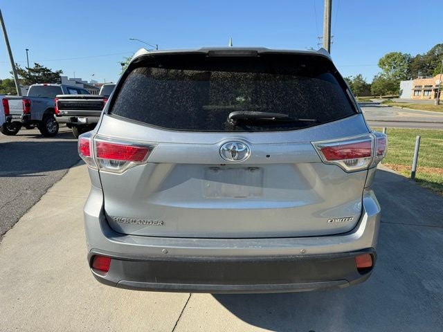 2016 Toyota Highlander Limited Platinum V6