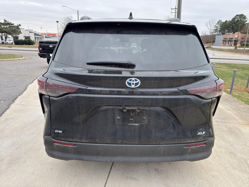 2025 Toyota Sienna XLE
