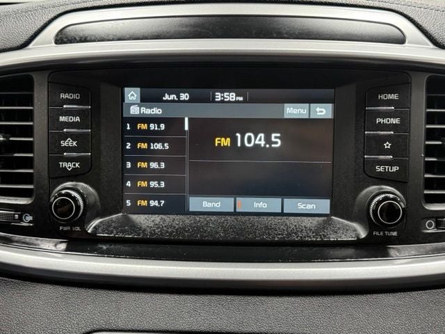 2020 Kia Sorento LX