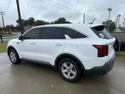2022 Kia Sorento LX
