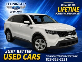 2022 Kia Sorento LX