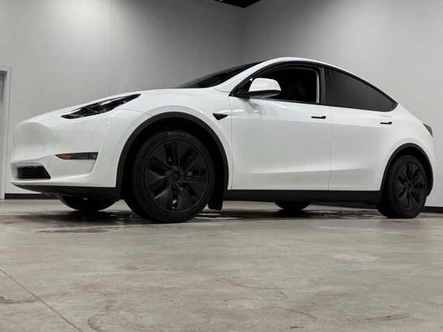 2025 Tesla Model Y Long Range
