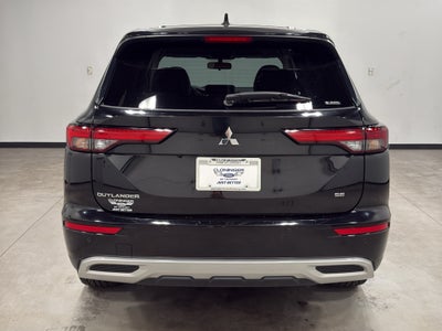 2024 Mitsubishi Outlander SE
