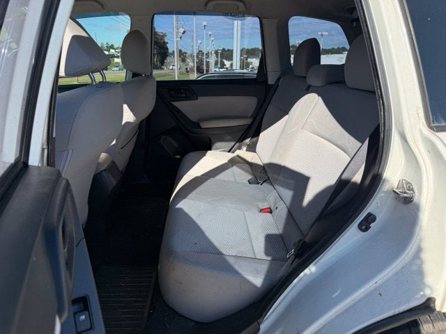 2016 Subaru Forester 2.5i