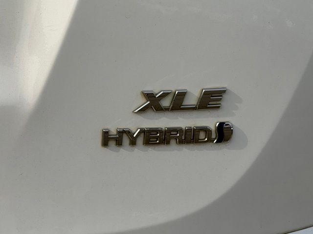 2018 Toyota RAV4 Hybrid XLE