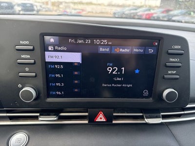 2022 Hyundai Elantra SEL