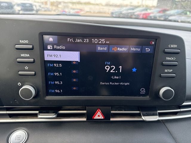 2022 Hyundai Elantra SEL