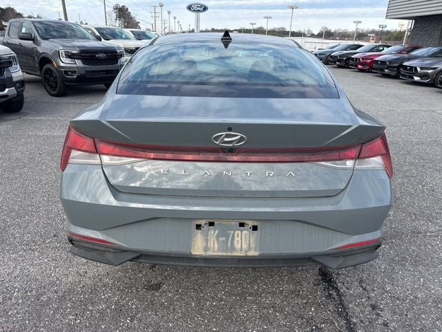 2022 Hyundai Elantra SEL